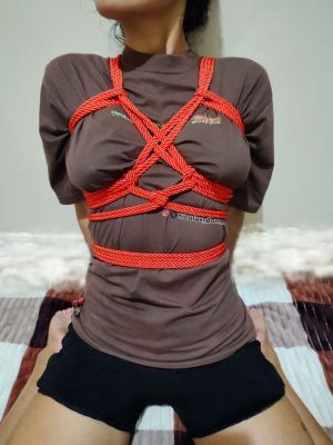 Nueva foto de la última sesión de shibari, espero que les guste y si gustan pueden seguirme en Instagram y X ????????
.
.
https://www.instagram.com/p/DK8pGRSMJmM/?utm_source=ig_web_copy_link&amp;igsh=MzRlODBiNWFlZA==
.
.
Agradecimientos a mi bella modelo de shibari